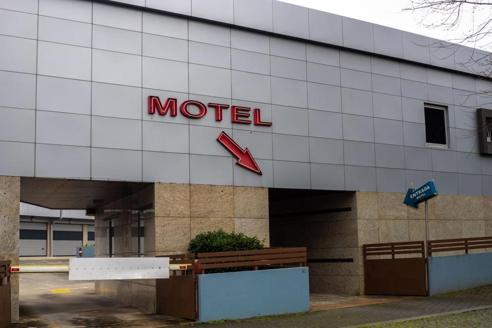 Motel Paraiso Do Braseiro Vila Nova de Gaia Exterior photo